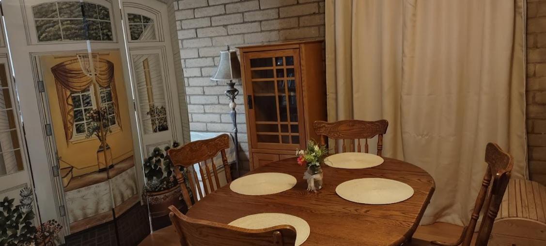 Rustic Rooms By Kings Canyon & Sequoia National Parks وادي سكوا المظهر الخارجي الصورة